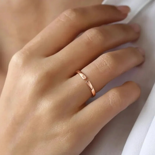 Iniziali™ - Anello con iniziali personalizzabile