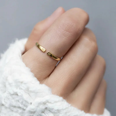 Iniziali™ - Anello con iniziali personalizzabile