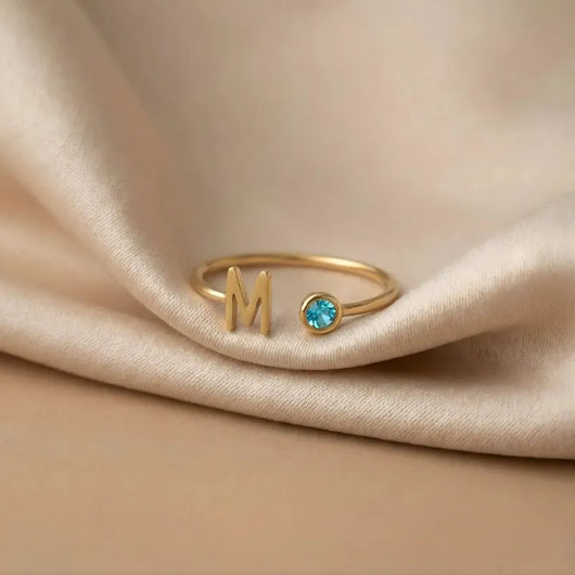 Preziosa™ - Anello con iniziale e pietra del mese di nascita