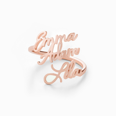 Anello personalizzato Amorea™ con nomi incisi