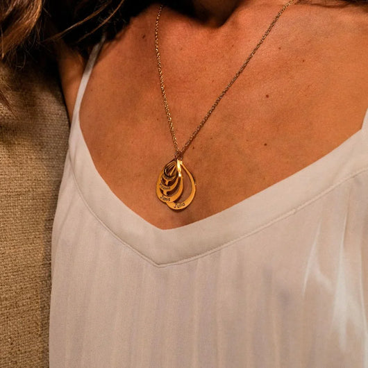Collana Gocce Eterne™ personalizzata con nomi incisi
