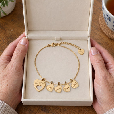 Bracciale personalizzato per la mamma nella sua scatola regalo