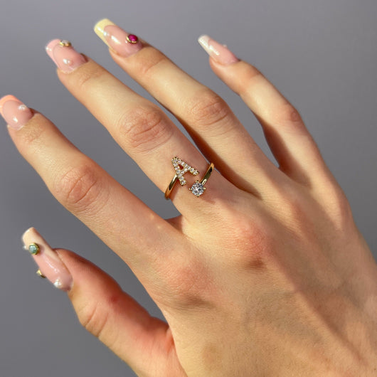 Anello regolabile personalizzato con iniziale