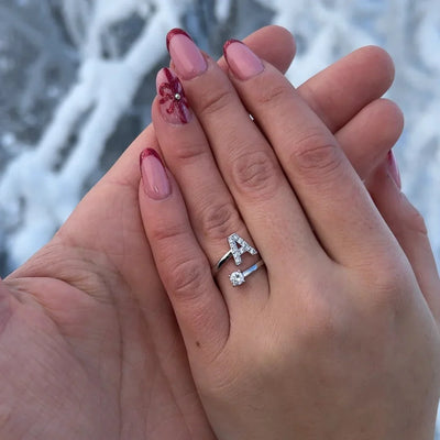 Anello regolabile personalizzato con iniziale