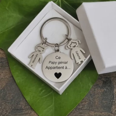 Nonno Fantastico™ – portachiavi personalizzato con i nomi dei nipoti